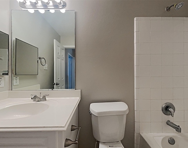 9010 York Hollow Lane - Photo Thumbnail 13