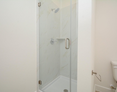 4407 Ruby Garden Court - Photo Thumbnail 26