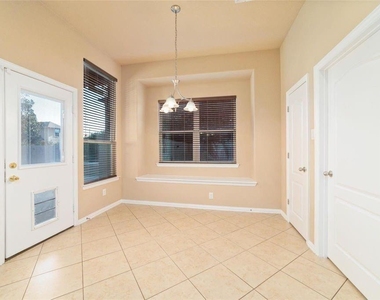 2051 Brodie Lane - Photo Thumbnail 22