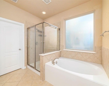 2051 Brodie Lane - Photo Thumbnail 30