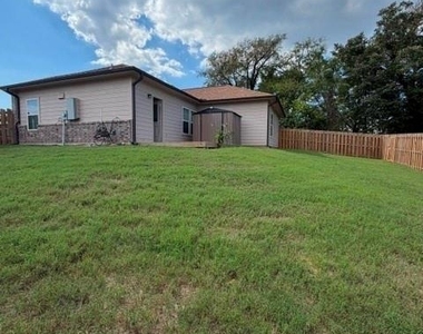 14107 Overstreet - Photo Thumbnail 2