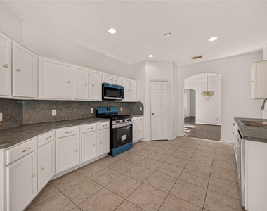 14402 Lawton Ridge Drive - Photo Thumbnail 13