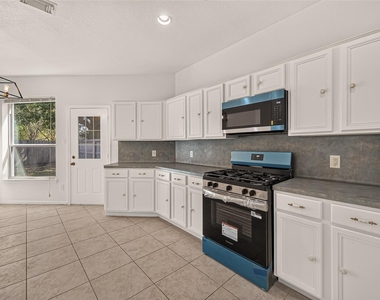 14402 Lawton Ridge Drive - Photo Thumbnail 11