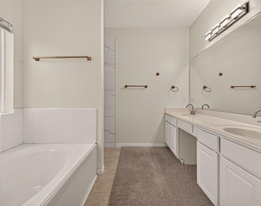 14402 Lawton Ridge Drive - Photo Thumbnail 25