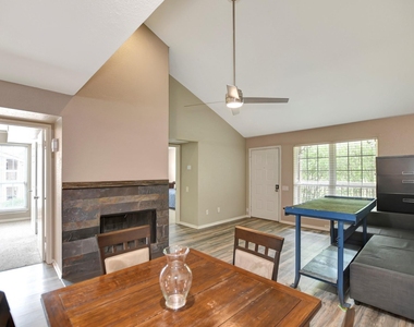 1880 White Oak Drive - Photo Thumbnail 8