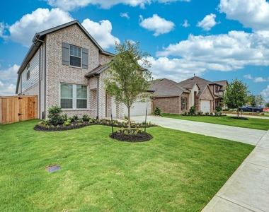 30338 Tall Fescue Drive - Photo Thumbnail 2