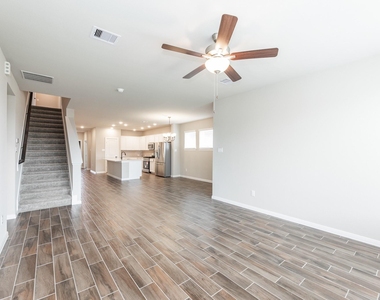 30338 Tall Fescue Drive - Photo Thumbnail 9