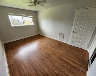 4203 Brookston Street - Photo Thumbnail 6