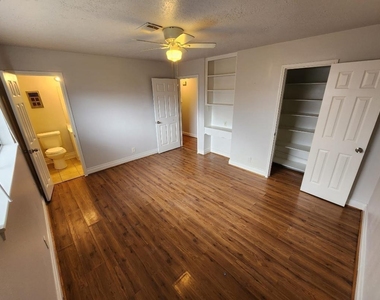 4203 Brookston Street - Photo Thumbnail 7