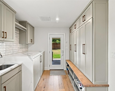 10823 Chimney Rock Road - Photo Thumbnail 16