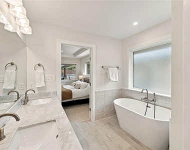 10823 Chimney Rock Road - Photo Thumbnail 31