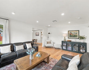 10823 Chimney Rock Road - Photo Thumbnail 10