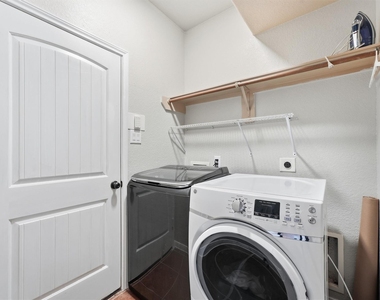 9906 Jewel Lane - Photo Thumbnail 20