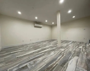 2156A Fulton Street - Photo Thumbnail 7