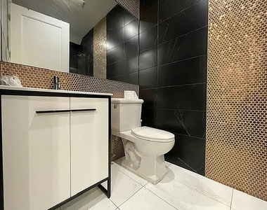 2156A Fulton Street - Photo Thumbnail 5