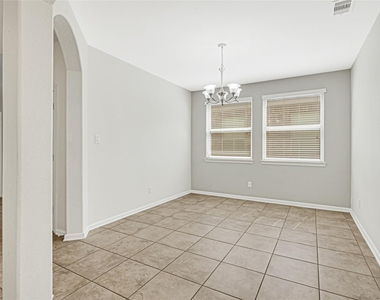 6102 Nicholas Ln - Photo Thumbnail 7