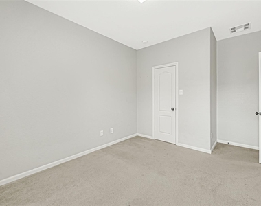 6102 Nicholas Ln - Photo Thumbnail 26