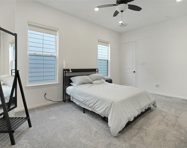 9902 Clark Road - Photo Thumbnail 8