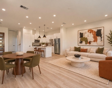 4425 Providence Street - Photo Thumbnail 3