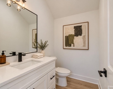 4425 Providence Street - Photo Thumbnail 9