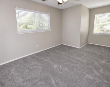 12034 Meadowdale Drive - Photo Thumbnail 21