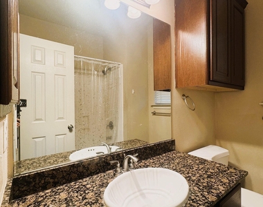 107 Forest Drive - Photo Thumbnail 14