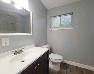 6109 Arthington Street - Photo Thumbnail 30
