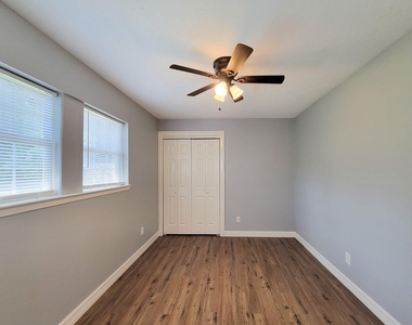 6109 Arthington Street - Photo Thumbnail 28
