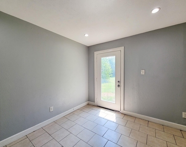 6109 Arthington Street - Photo Thumbnail 15