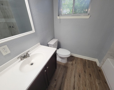 6109 Arthington Street - Photo Thumbnail 29