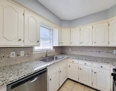 6109 Arthington Street - Photo Thumbnail 18