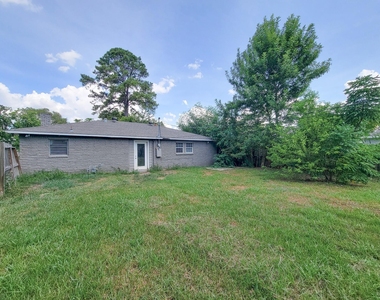 6109 Arthington Street - Photo Thumbnail 38