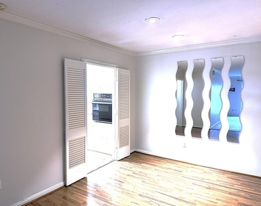 2600 Bellefontaine Street - Photo Thumbnail 7