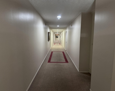 2600 Bellefontaine Street - Photo Thumbnail 26