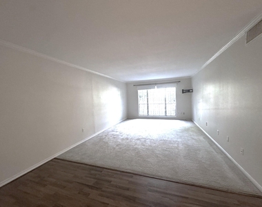 2600 Bellefontaine Street - Photo Thumbnail 10