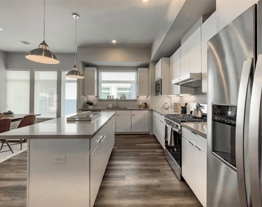 5823 Fairdale Lane - Photo Thumbnail 7