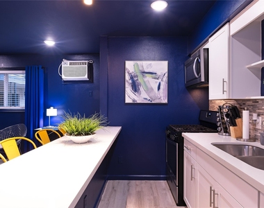 1903 Commonwealth Street - Photo Thumbnail 14