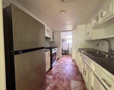 22006 Singing Spurs Dr - Photo Thumbnail 6