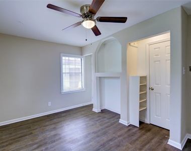 5406 Bataan Road - Photo Thumbnail 19