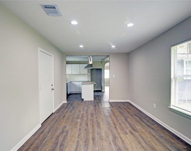 5406 Bataan Road - Photo Thumbnail 11