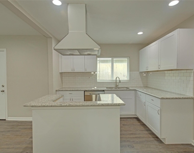 5406 Bataan Road - Photo Thumbnail 3