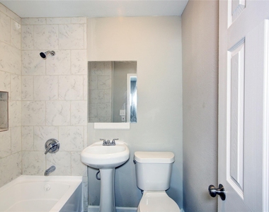 5406 Bataan Road - Photo Thumbnail 15
