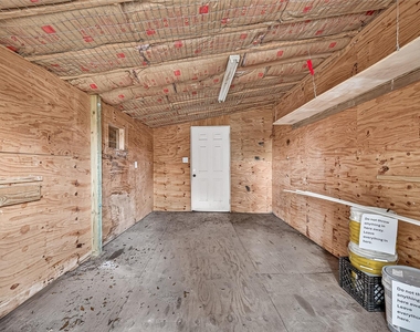 11710 N Petersham Drive - Photo Thumbnail 46