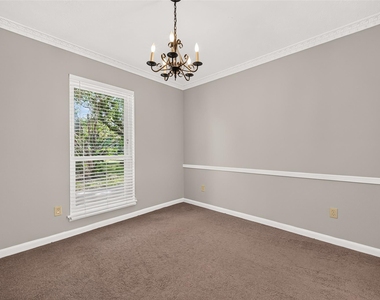 11710 N Petersham Drive - Photo Thumbnail 7