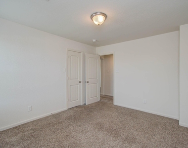 5515 Bayleys Court - Photo Thumbnail 26