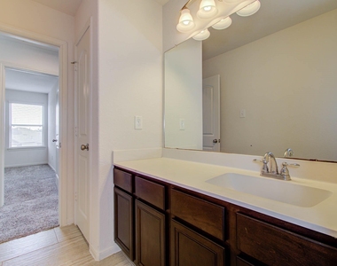 5515 Bayleys Court - Photo Thumbnail 29