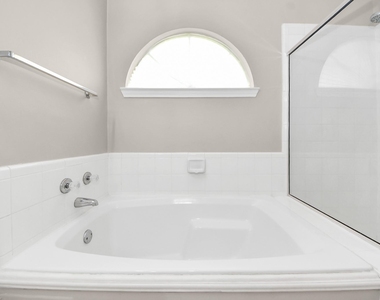 4615 Jaymar Drive - Photo Thumbnail 36