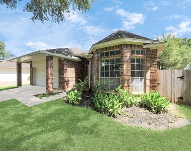 4615 Jaymar Drive - Photo Thumbnail 1