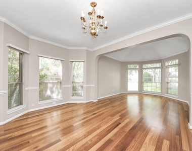 4615 Jaymar Drive - Photo Thumbnail 6