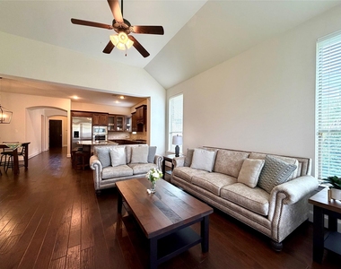 175 Oarwood Place - Photo Thumbnail 11